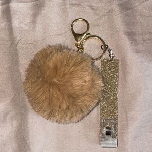 Card Grabber w/Tan Pom Pom ✨💛